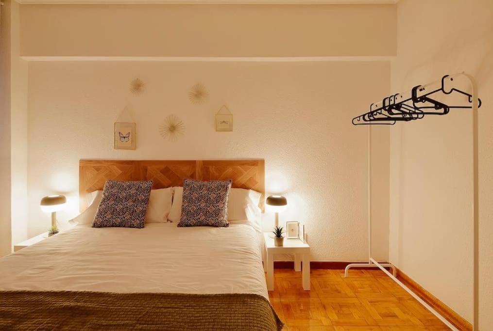 Apartamento Maura 2 Dormitorios Oviedo Exterior photo