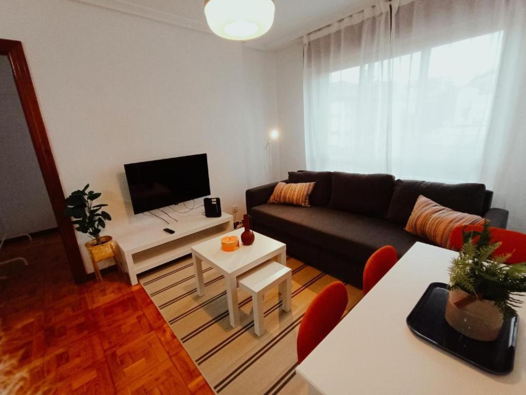 Apartamento Maura 2 Dormitorios Oviedo Exterior photo